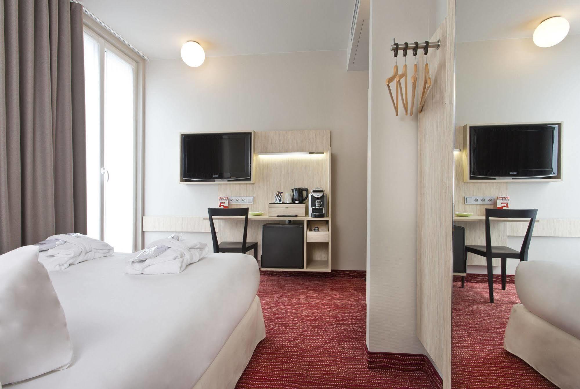 Hotel Libertel Gare Du Nord Suede Parijs